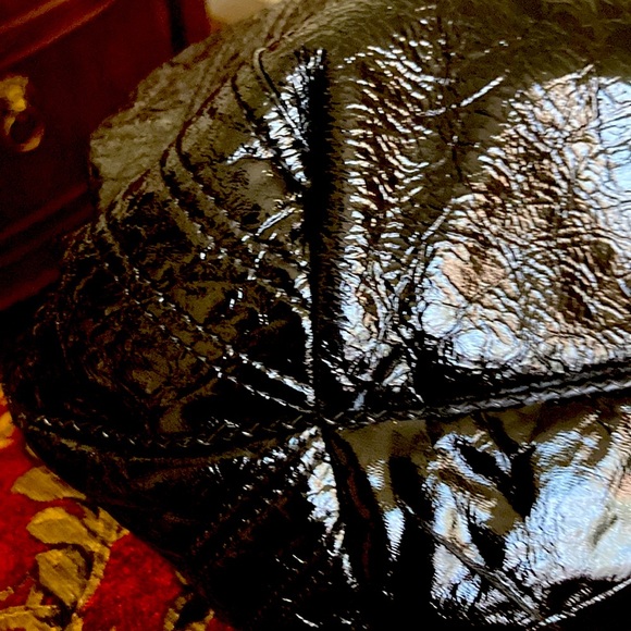 COPY - Black patent leather Fendi spy bag. Excellent condition. Very rare. - Picture 6 of 13